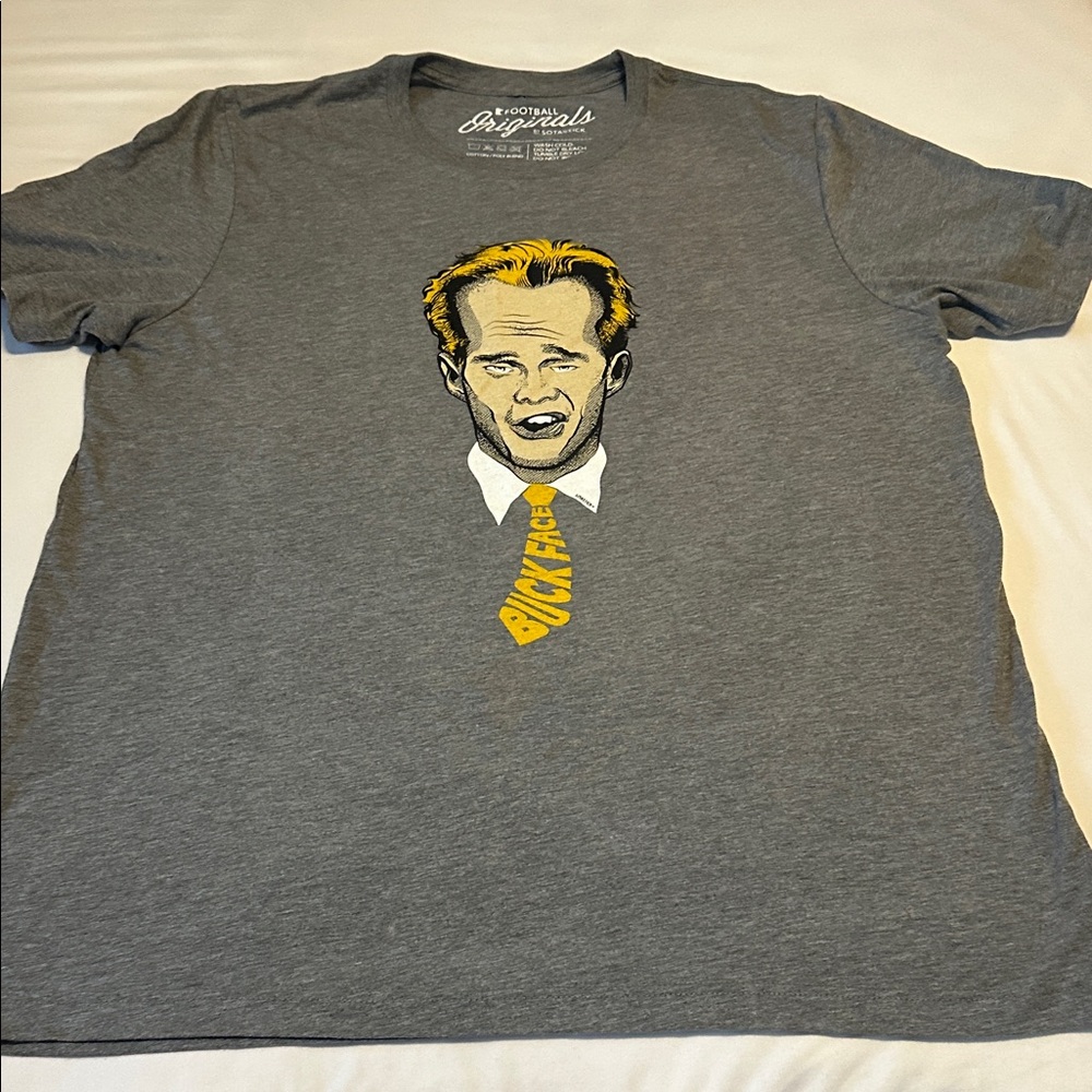 Sotastick Gray Graphic T-Shirt with Yellow Design